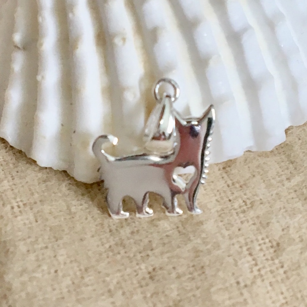 🐶Silver Dog Pendant with heart!🐾